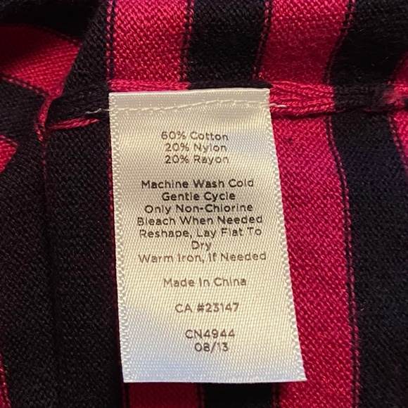 NWOT Talbots Knit Turtleneck, S, Magenta/Black - Picture 3 of 6